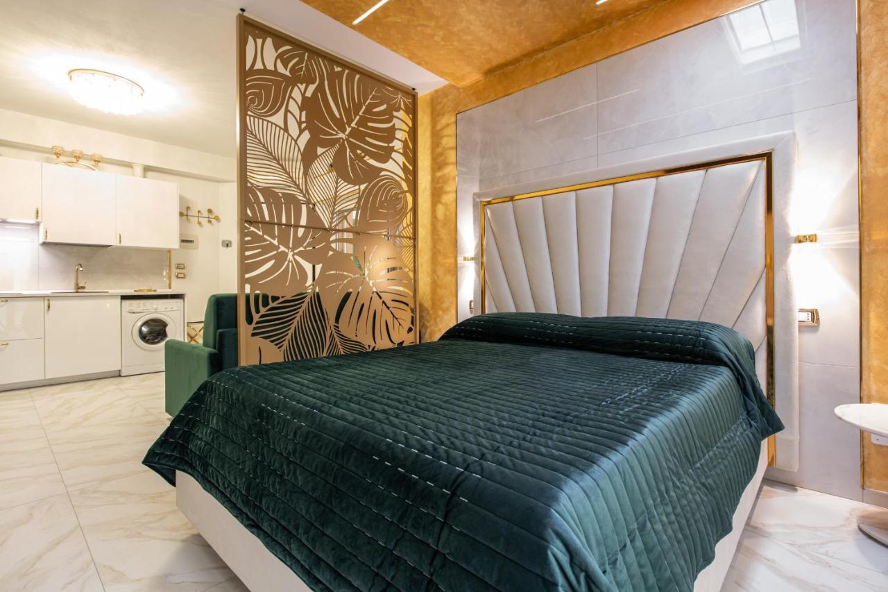 Fashion Apartment Gold Bologna With Jacuzzi & Car Garage Екстер'єр фото